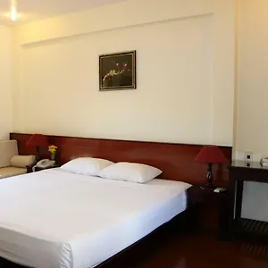 https://nhi-trung-hotel.hotelsofhoian.com